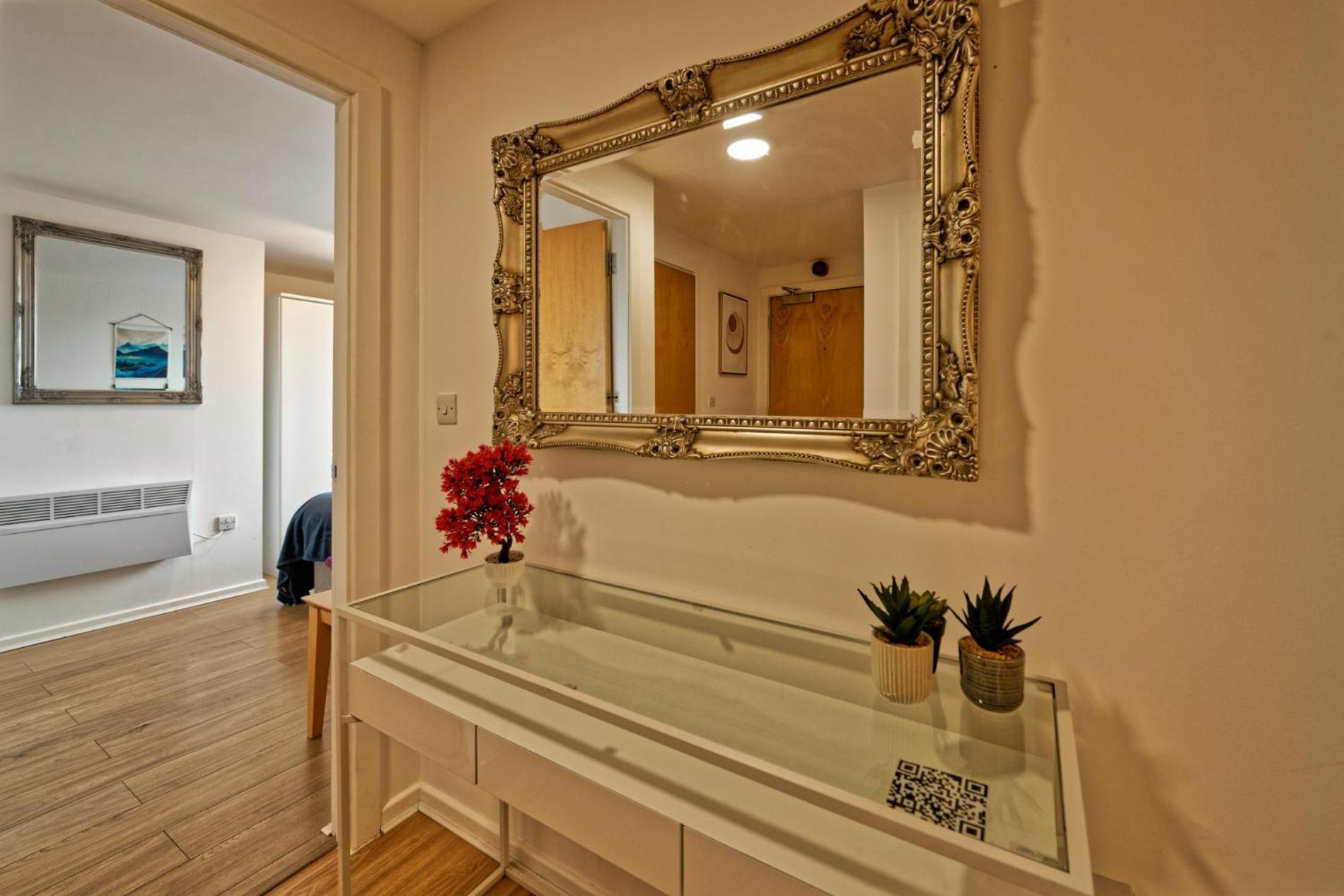 Sidemersey Livings- Convenient And Central 2-Bedroom Haven In L1 Liverpool Dış mekan fotoğraf