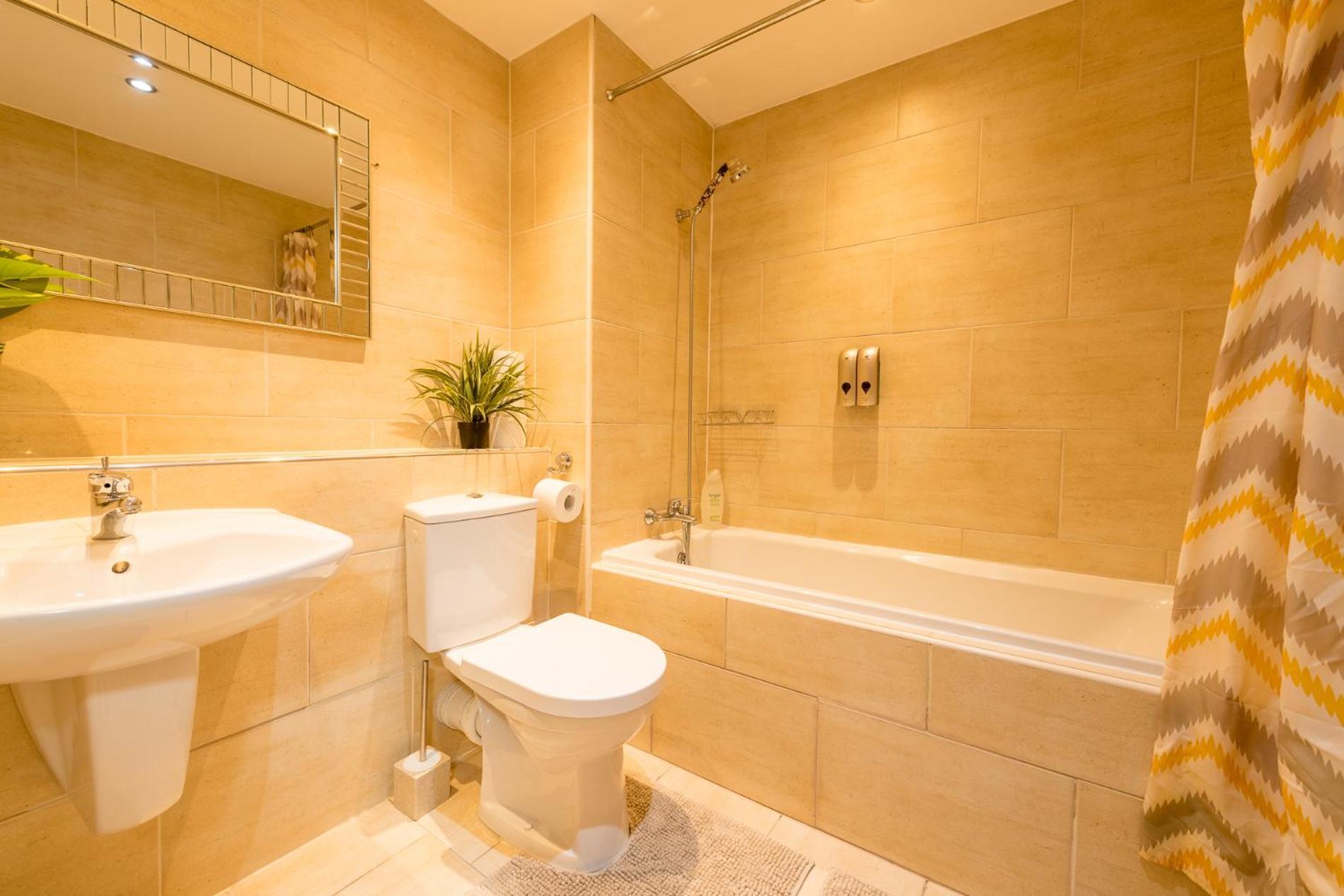 Sidemersey Livings- Convenient And Central 2-Bedroom Haven In L1 Liverpool Dış mekan fotoğraf